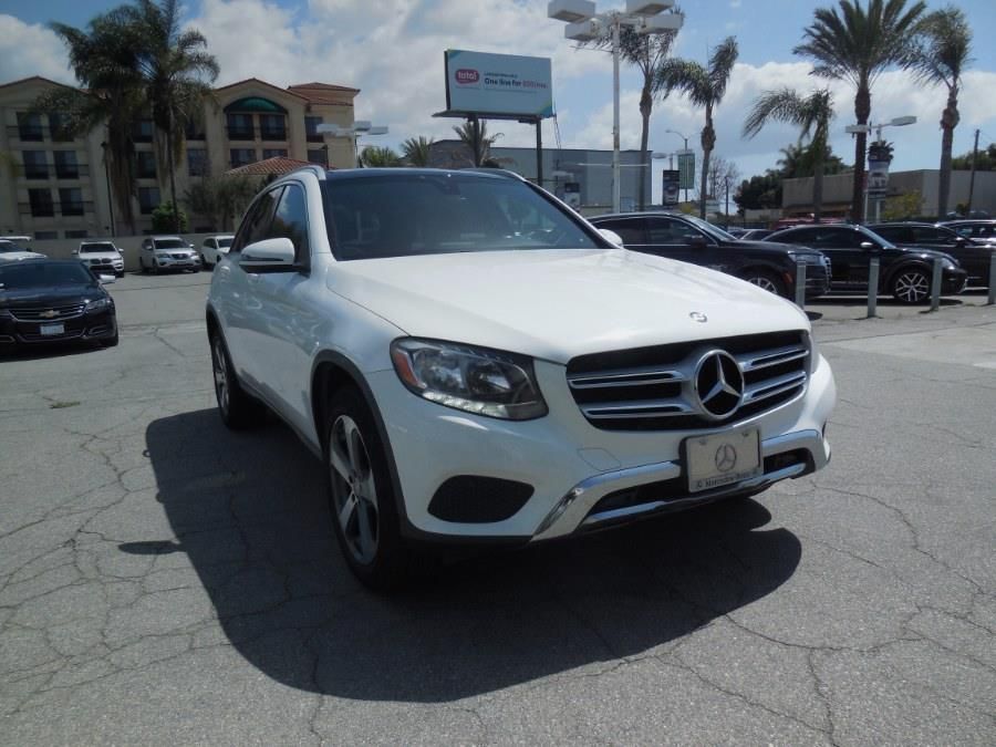 2017 Mercedes-Benz GLC 300
