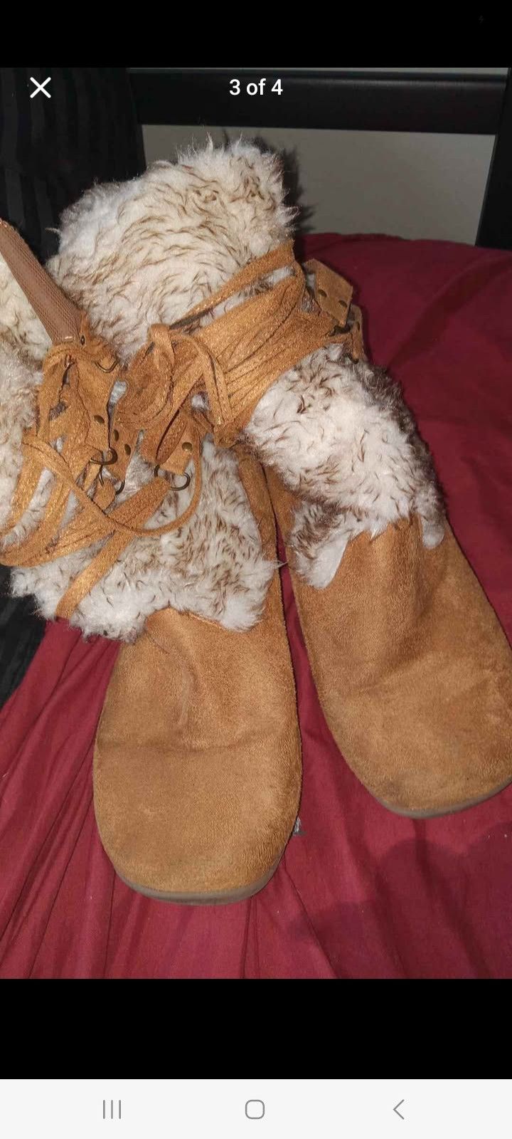 Womens Snow Boots Size 10