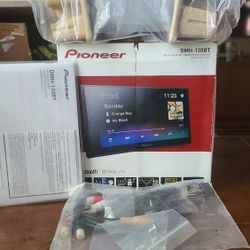 Pioneer DMH-130BT