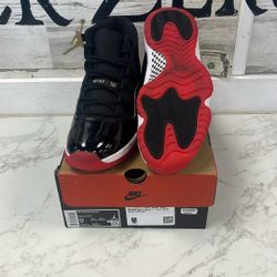 Jordan 11 Bred Size 9