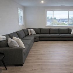 Large Sectional Sofa – Perfect for Home Theater / Game Room / Lounge