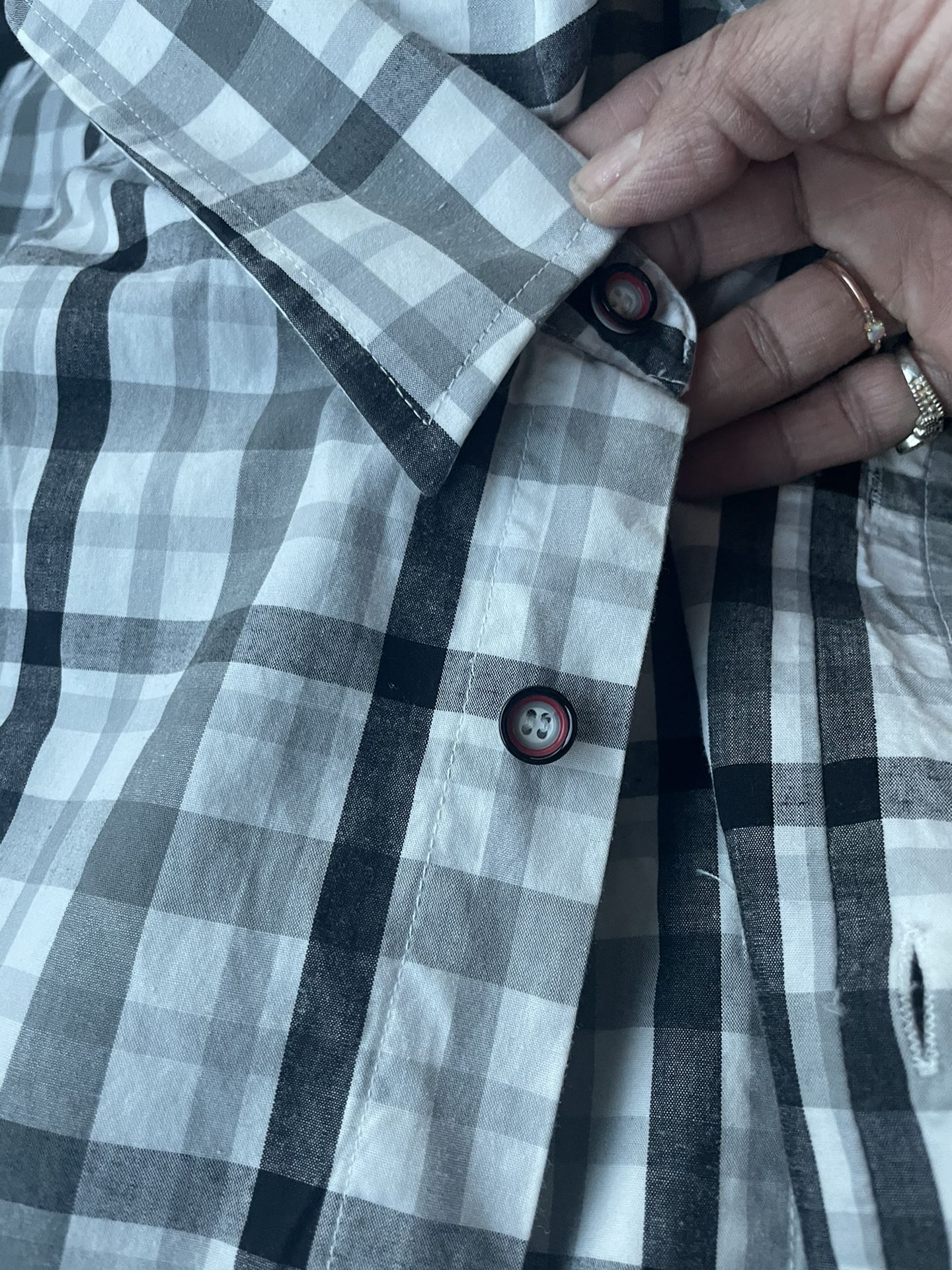 Men’s Button Up Shirt 