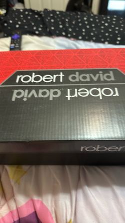 Robert David black slip on men