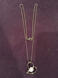 Silver heart pendant necklace