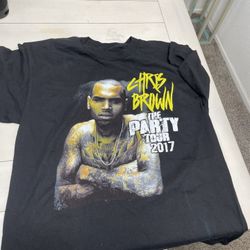 Chris brown Tour shirt Size S