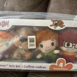 New scooby doo collectors set