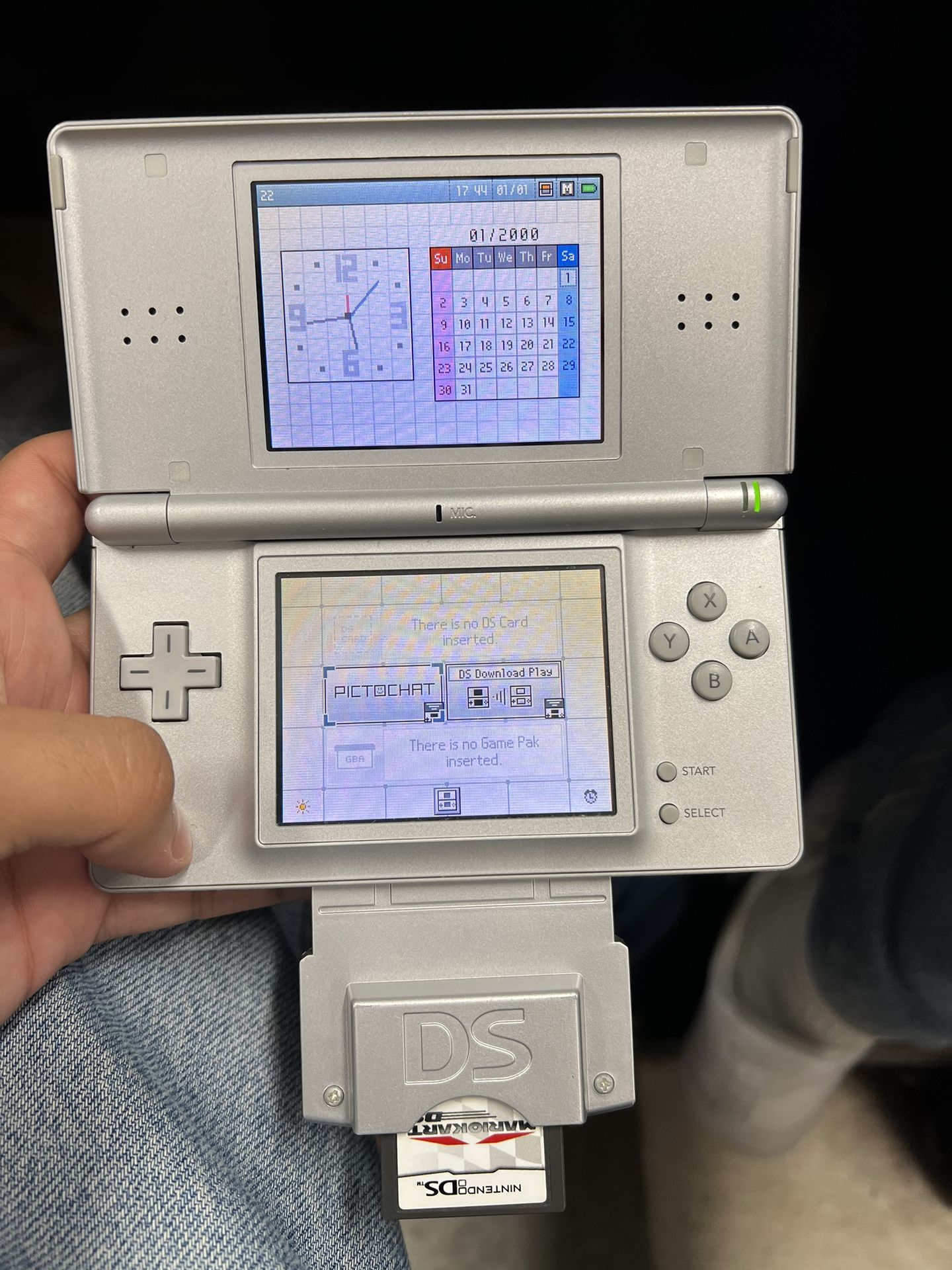 Silver Nintendo DS Lite