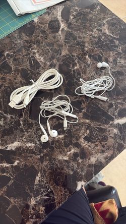 Lightening Charging, Cables, Earbuds For iPhone, ipads