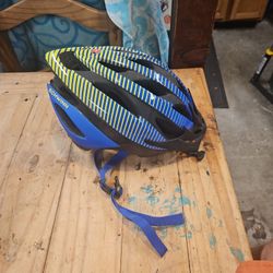 Schwinn Adult Mountain Bike Helmet Medium 