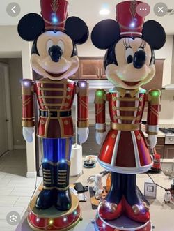 *NEW* Disney 4 ft Animated Holiday Mickey And Minnie Mouse Nutcracker Home Depot 2025