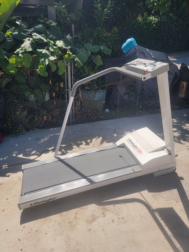 Pro-Form Lifestyler 500 Treadmill 
