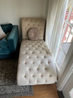 Therapy lounge chair