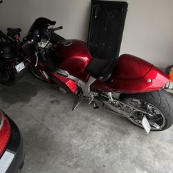 Hayabusa 1300cc
