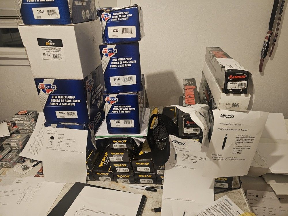 Brand New Carquest Distributor For 90-97 5.8 FORD