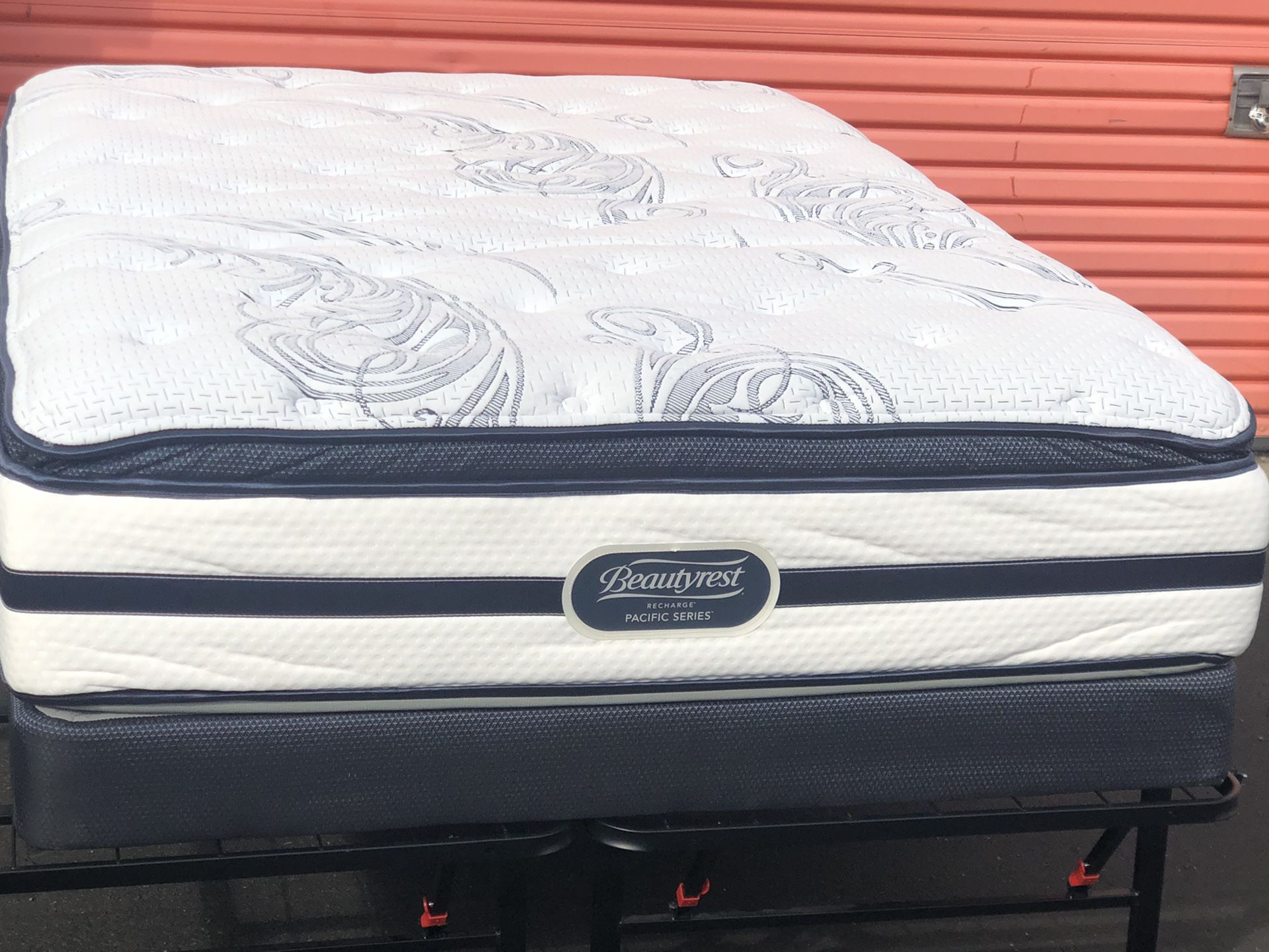 Full size mattress and box springs Beutyrest