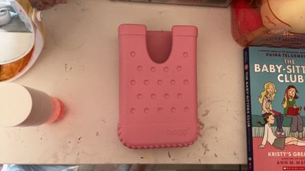 Pink bog bag phone holder