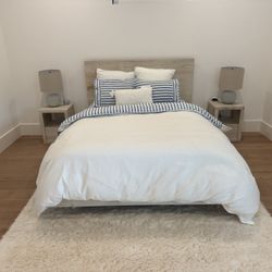 Pottery Bwrn cayman Platform Bed Queen 