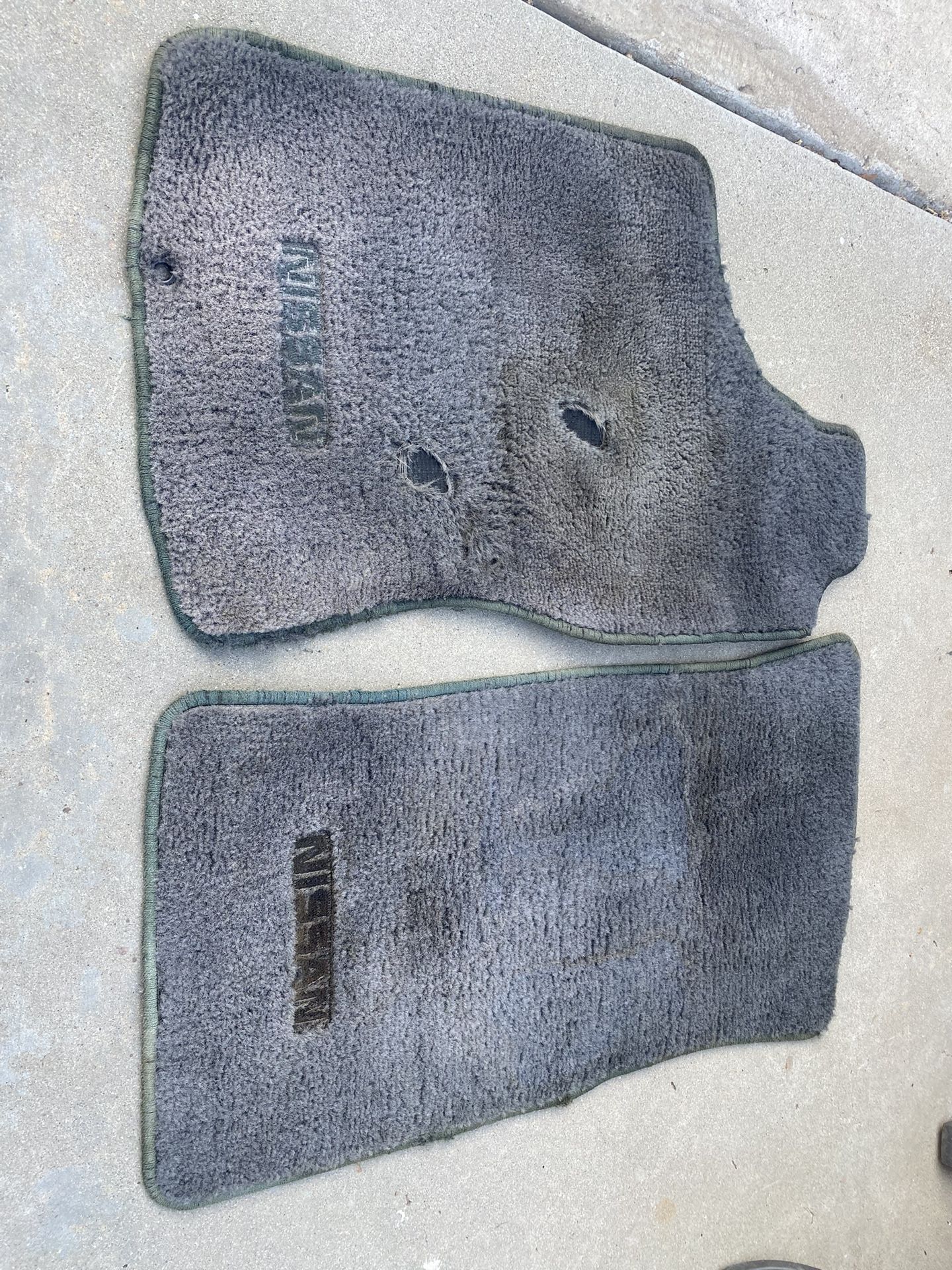 Nissan Hardbody Mats