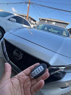 Llaves de autos / car keys and remotes