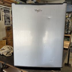 Whirlpool 2.7 cu.ft. Refrigerator 