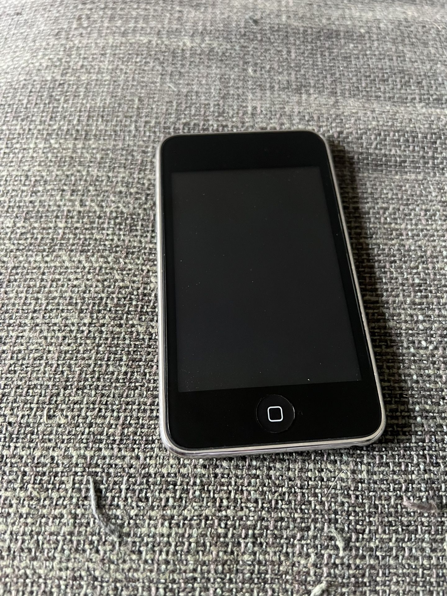 2nd Gen 32GB iPod Touch