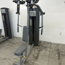 Paramount Pec Fly / Rare Delt Combo