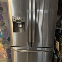Kenmore Refrigerator 