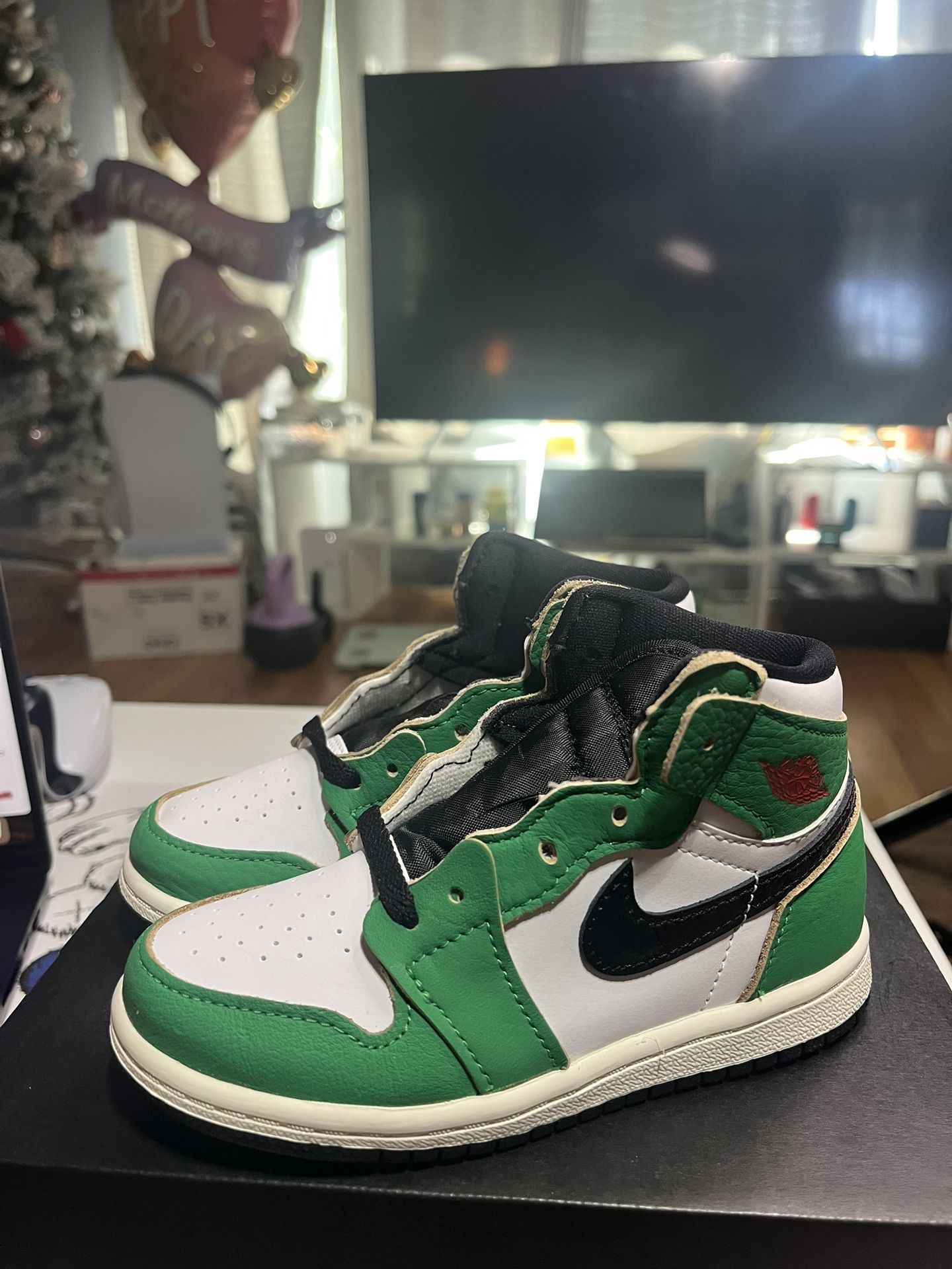 Nike Air Jordan 1 High OG TD Lucky Green PS CU0450-300 Kids Size 9C
