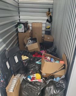 ALL JUNK IT@KE! EVERYTHING TRASH & DEBRIS