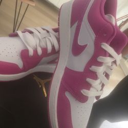 Woman's Air Jordan's  Low 