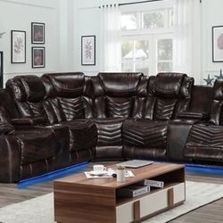 S2021 Lucky Charm Sectional (Brown)

