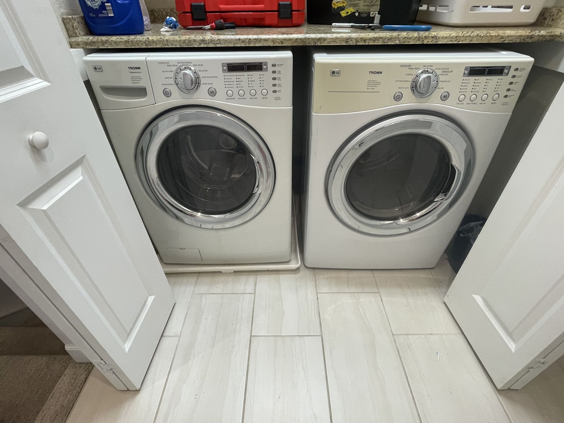 Free!!! Trom Front Load Washer And Dryer