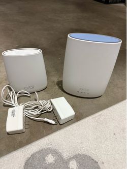 Netgear Orbi cable router CBR40