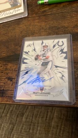 Riley Leonard RC auto