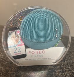 Foreo Makeup Brush Cleaner