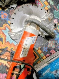 Husqvarna k3000  wet concrete saw