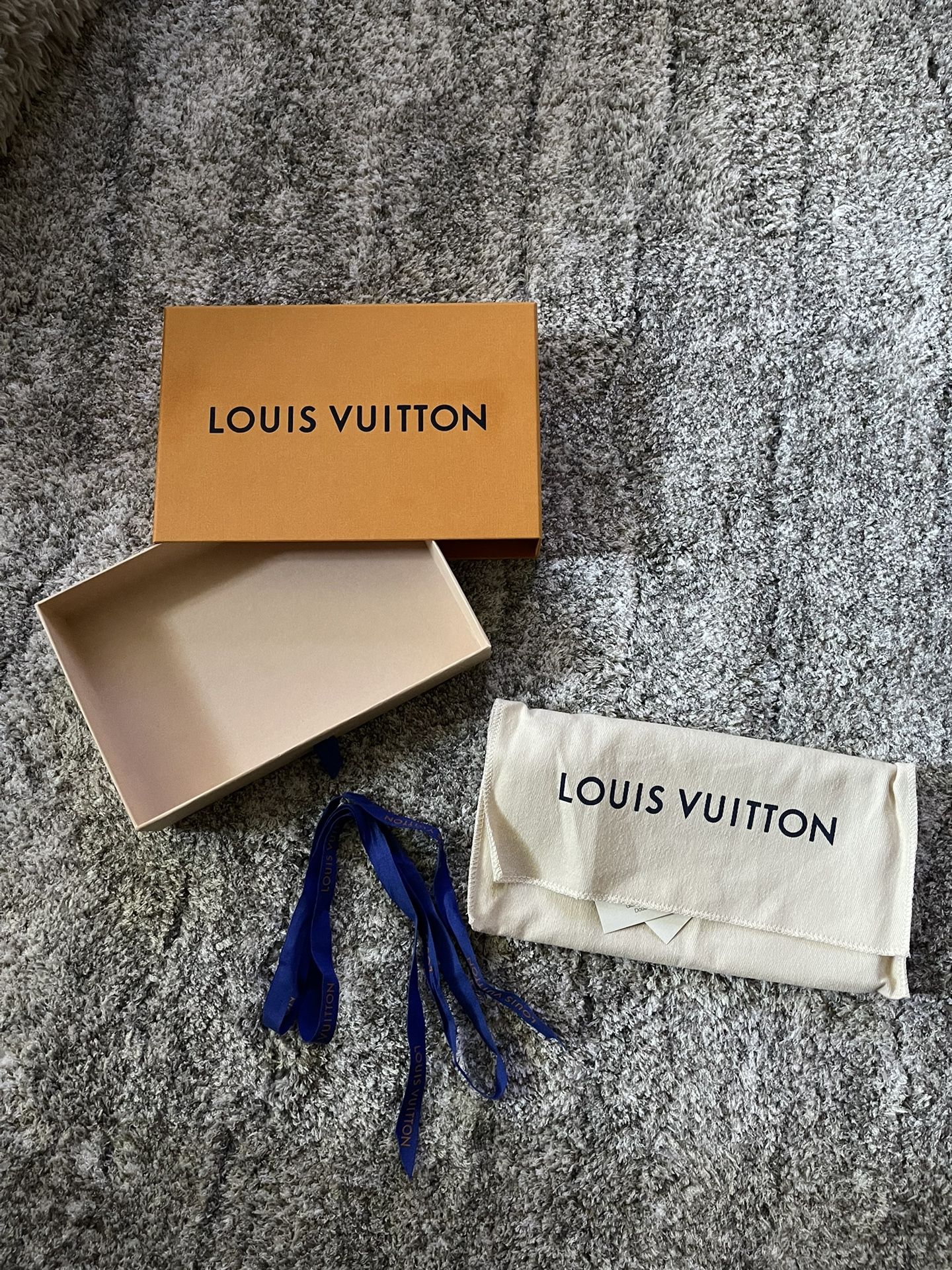 Louis Vuitton shoe box With Magnetic Flap for Sale in Oakland, CA - OfferUp