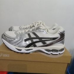 Asics KAYANO 14 SIZES 9, 9.5, 10