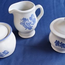 Pfaltzgraff Yorktowne Sugar, creamer ,Jam/ Jelly / Vintage 
