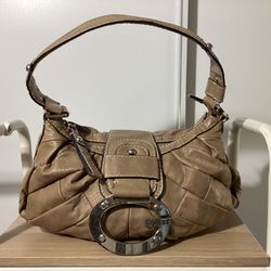 Guess  beige leather  handbag purse