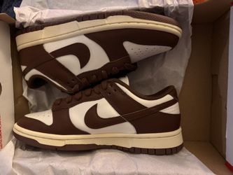 Brand New Women's Nikes Size 7.5