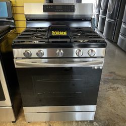 New Samsung 5 Burner Gas Stove With Air Fry 30โ Wide