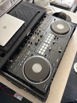 Pioneer DJ DDJ-REV7