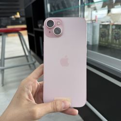 iPhone 15 Plus