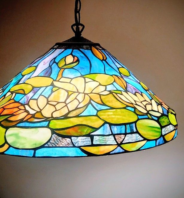 Tiffany Style Stained Glass Hanging Light Fixture 