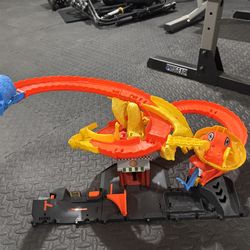 Hot Wheels City Track