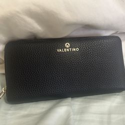 Valentino Wallet