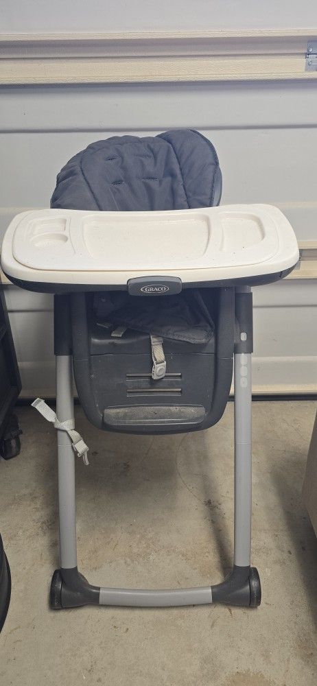 High Chair Graco