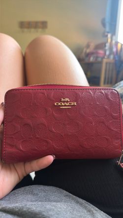 Red wallet COACH