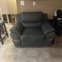 Large Sofa Chair BRAND NEW